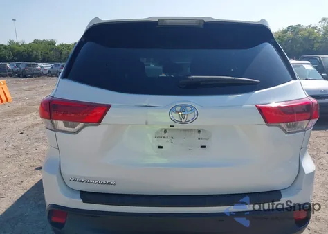 2019 Toyota Highlander Le from USA, damaged, VIN 5TDZZRFH8KS339183